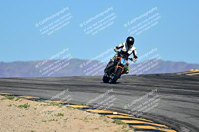 media/Mar-25-2024-Moto Forza (Mon) [[8d4319bd68]]/4-Novice Group/Session 1 (Turns 9 and 10)/